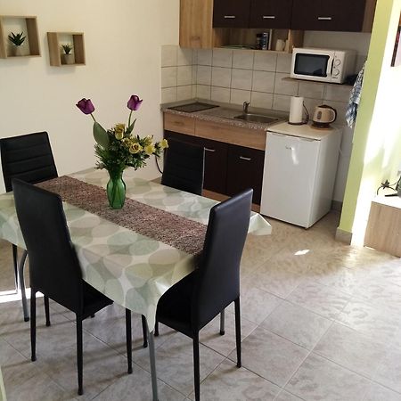 פולה Apartment Buic מראה חיצוני תמונה