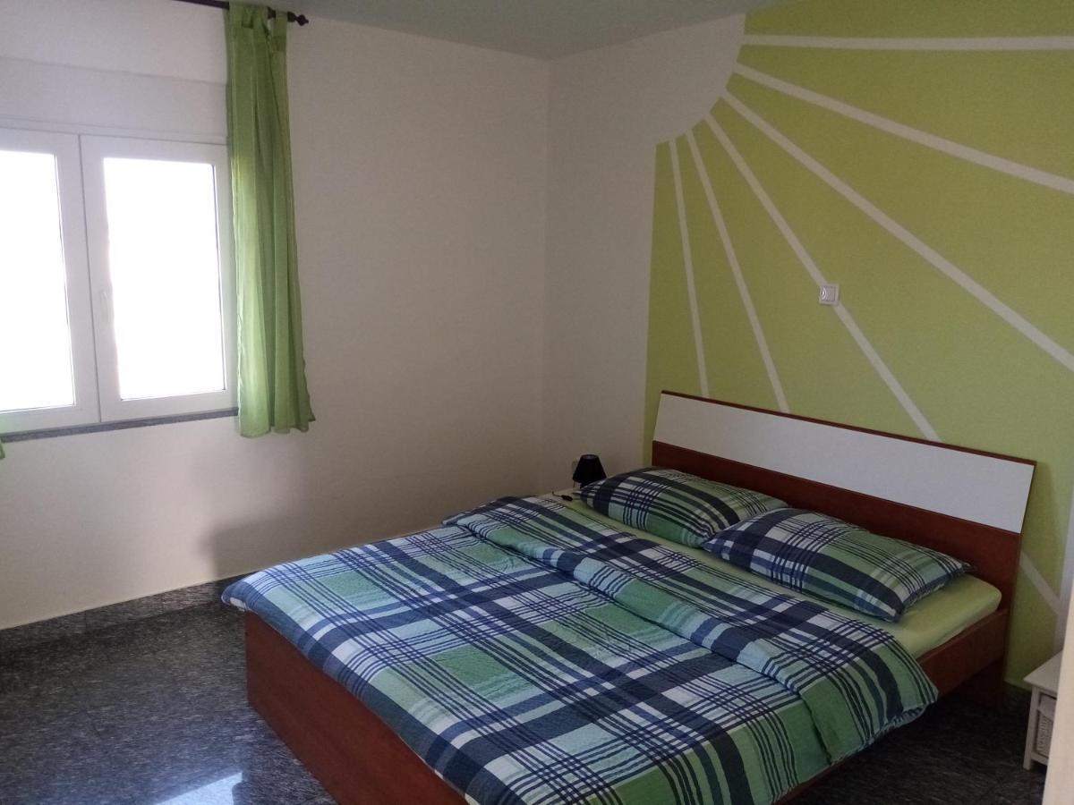 פולה Apartment Buic מראה חיצוני תמונה