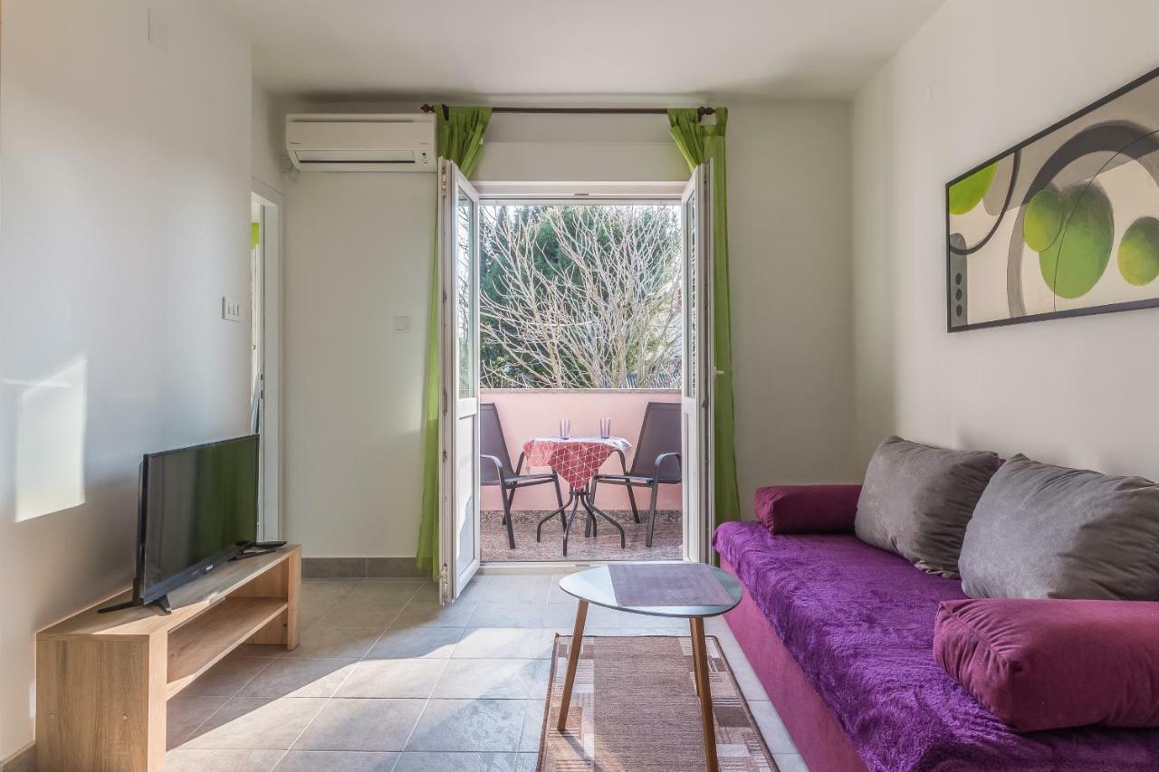 פולה Apartment Buic מראה חיצוני תמונה
